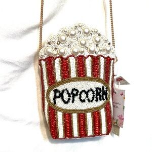 🍿🍿MADE IN INDIA VIRAL POPCORN BEADED  BAG-🍿🍿NWT